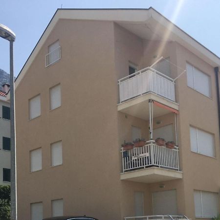 Apartment Zdrave - Free Parking Makarska Exterior foto